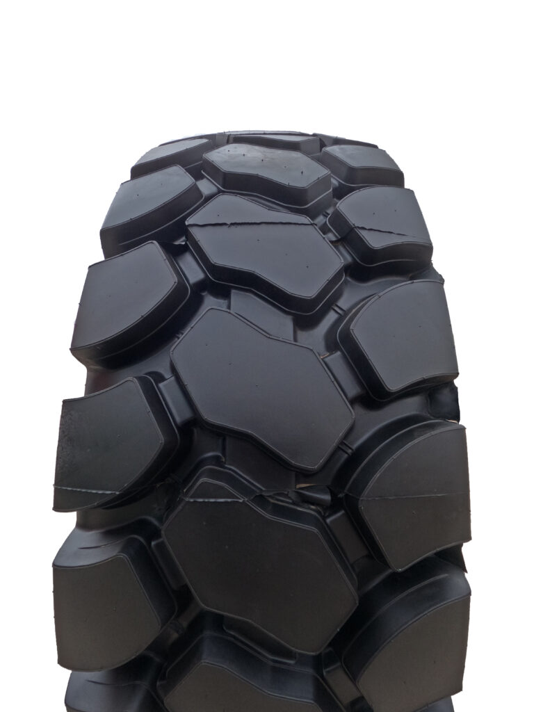 24.00R35 B04S+ HILO XINGYUAN Tire